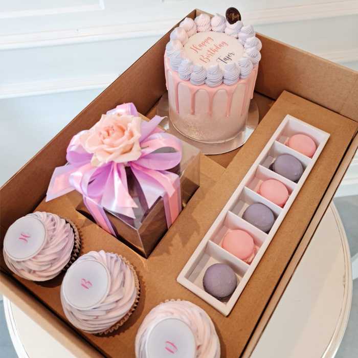 Customized Cake Box 3